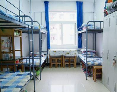 重庆市渝西卫生学校寝室环境、宿舍图片