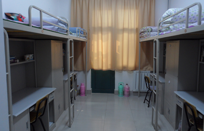 重庆航运旅游学校寝室环境、宿舍图片