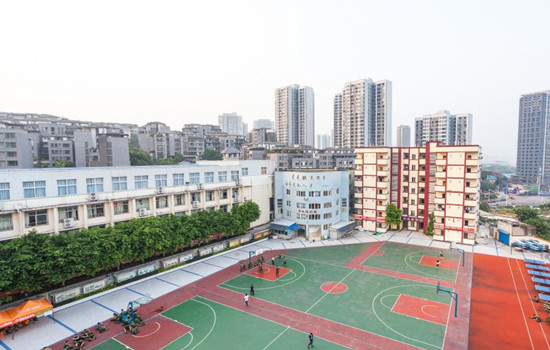 重庆建筑高级技工学校环境