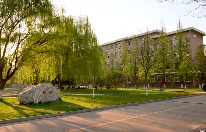 承德幼儿师范学校