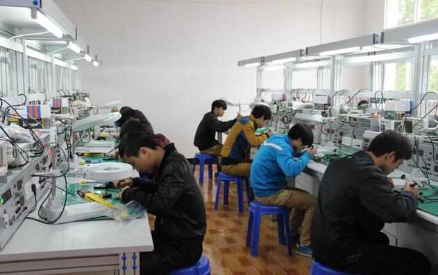 来凤县中等职业技术学校招生条件、招生对象、招生分数