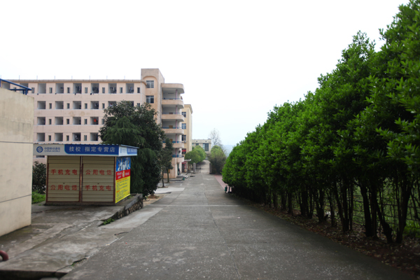 萍乡市工业学校学校环境