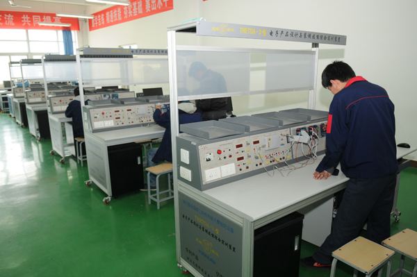 武汉凡谷电子职业技术学校有哪些专业、招生专业