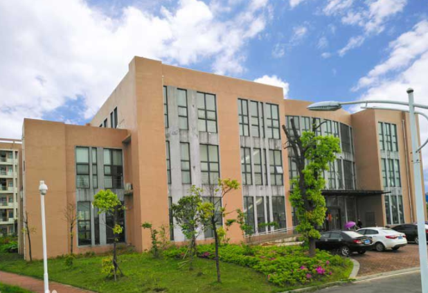 湖南长沙艺术学校简介、概况