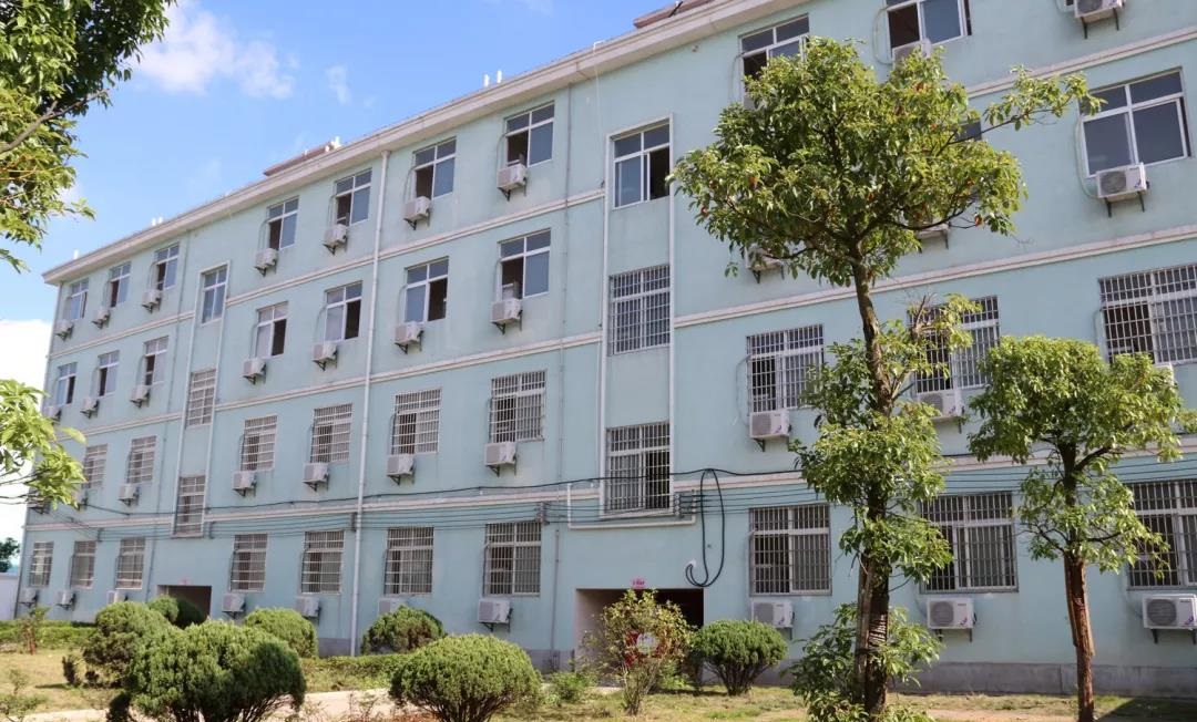 泰和职业中等专业学校学生公寓