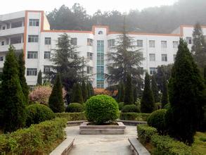 黔南民族卫生学校怎么样、好不好