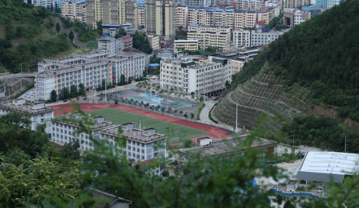 四川省广元市朝天职业中学