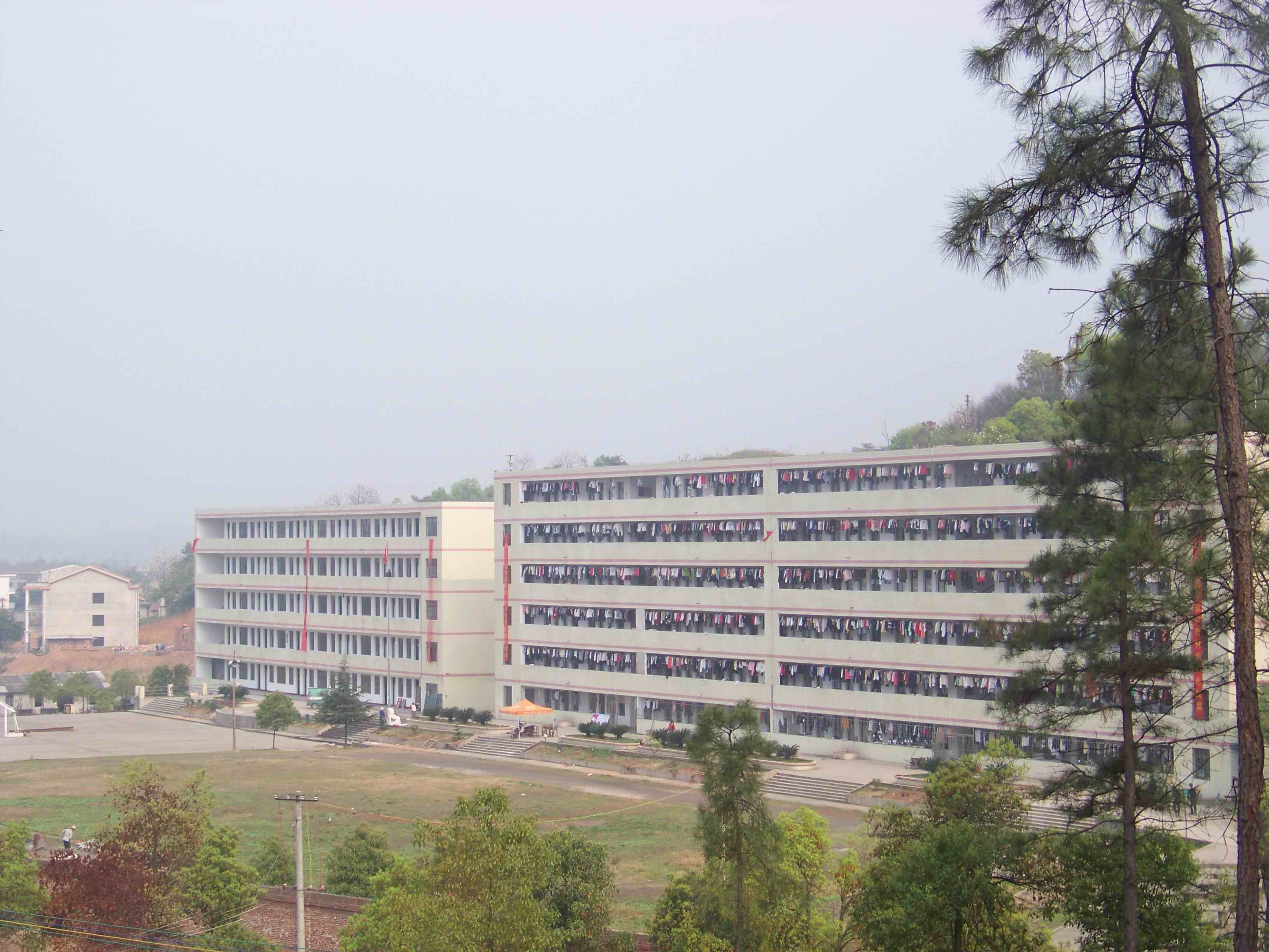 衡阳市致公职业中等专业学校环境