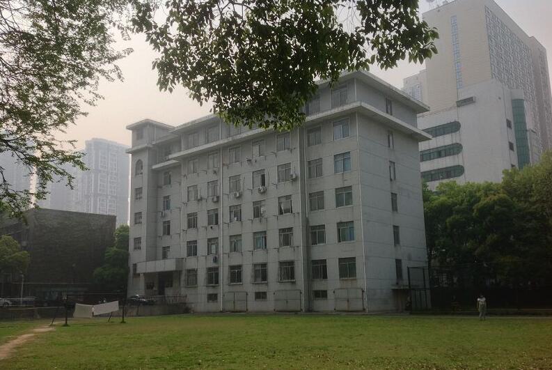 湖北省现代技术学校招生条件、招生对象、招生分数