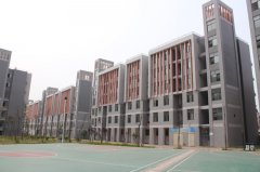 长沙汽车工业学校收费、资助政策