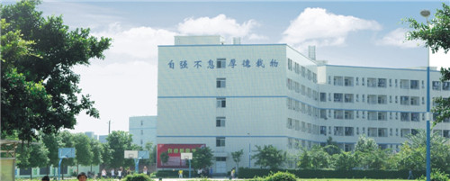 四川化工高级技工学校招生要求、学校招生对象