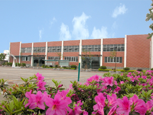 常德女子外语学校食堂环境