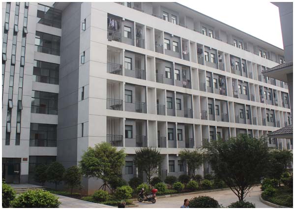 通道侗族自治县职业技术学校环境、宿舍照片、寝室环境、图片 通道侗族自治县职业技术学校环境、宿舍照片、寝室环境、图片