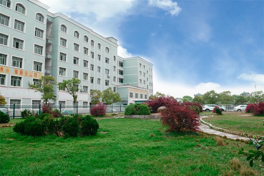 江西康展汽车科技学校