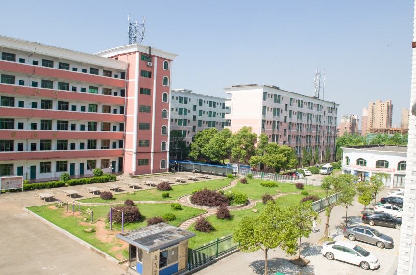 江西康展汽车科技学校