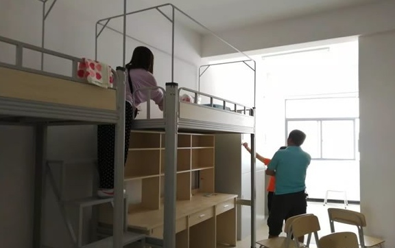 红河州财经学校环境