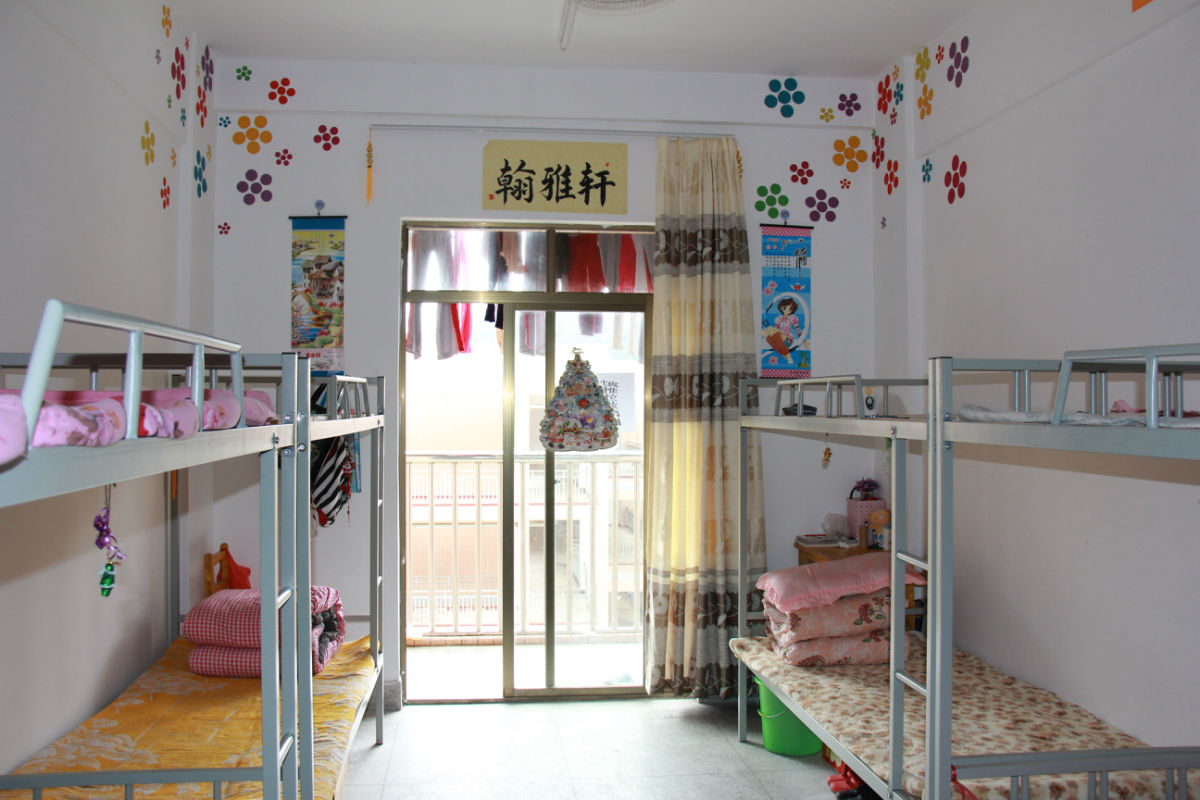 崇义县职业中等专业学校寝室环境