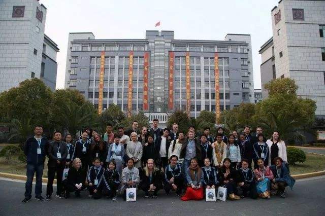 上海市行政管理学校环境