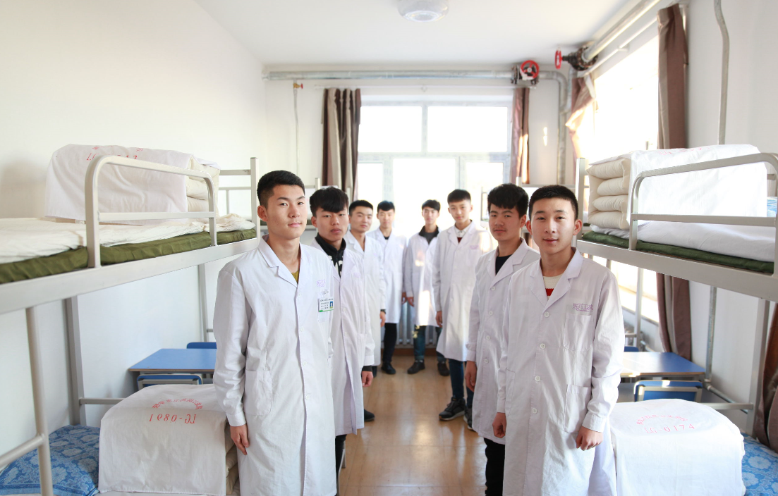 黑龙江医药卫生学校环境、学校图片
