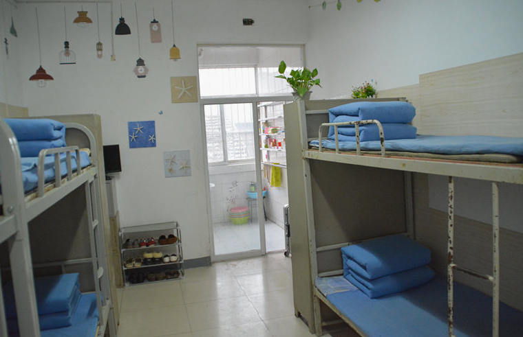 南京工业技术学校寝室环境、宿舍条件图片