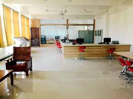 长丰县技工学校