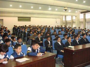 桐城中华职业学校2020