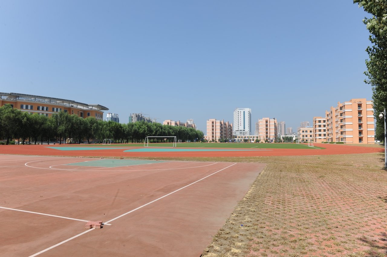 铁岭市体育学校