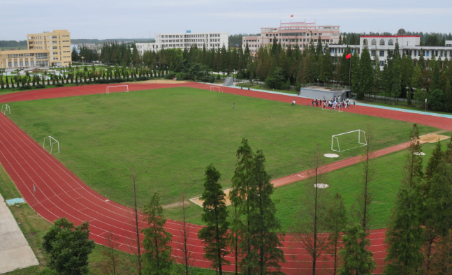 百色市民族工业中等专业学校