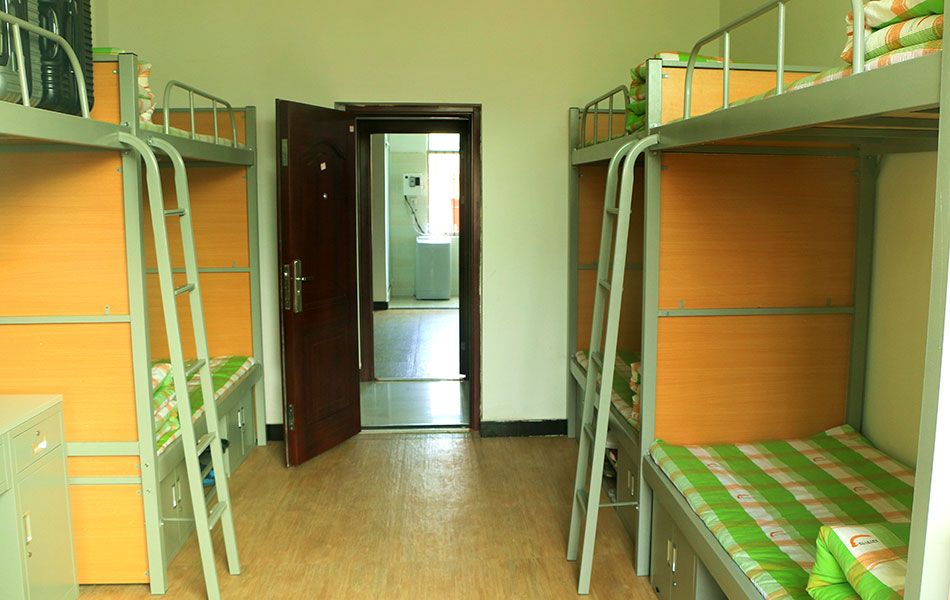 揭东区现代职业技术学校宿舍环境、寝室环境