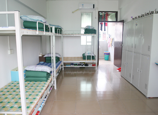珠海一职实验学校寝室环境