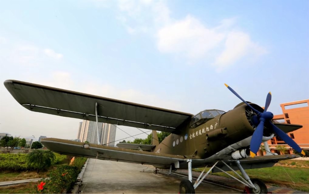 来宾市航空职业技术学校学费多少、学校收费标准 来宾市航空职业技术学校学费多少、学校收费标准