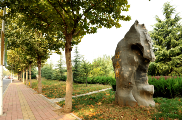 金昌机电专修学校