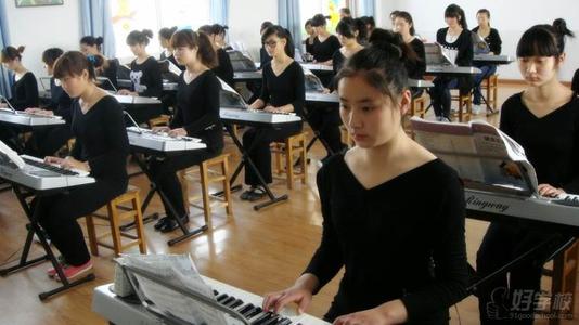 重庆中专学校选择什么专业好