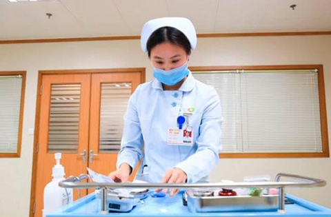 重庆卫校护理专业前景怎么样呢？