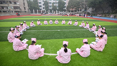 重庆南丁卫生学校2021年怎样报名、报名方式有哪些？