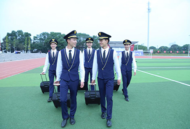 重庆2021年适合男生的铁路学校