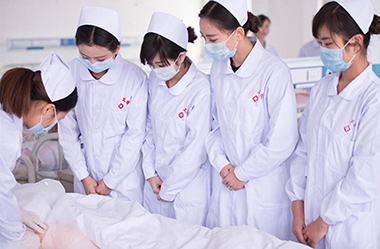 重庆2021年都哪些护理专业的学校？